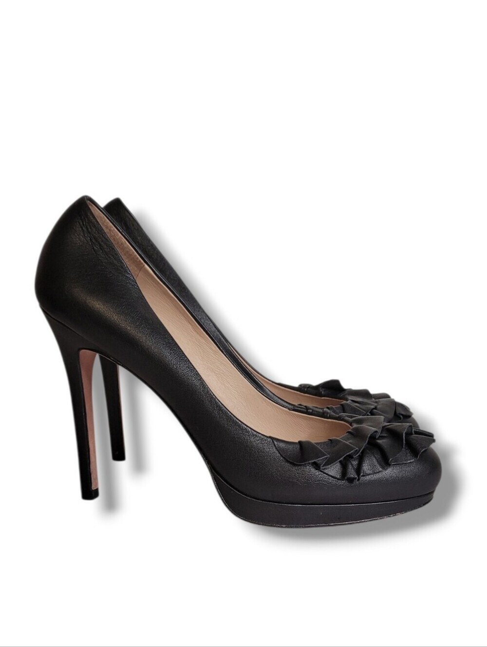 Ann Taylor Black Leather Ruffle Pumps Size 7.5